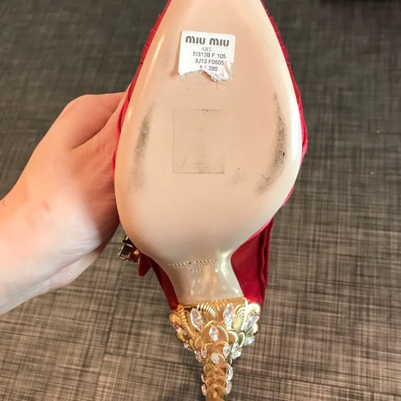 Unworn Miu Miu heels - Picture 3 of 4